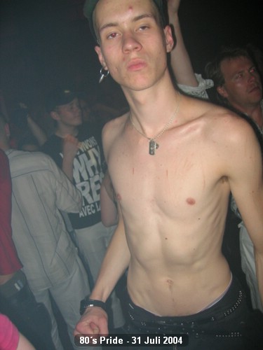 2004073180sPRIDEFEST-012.JPG